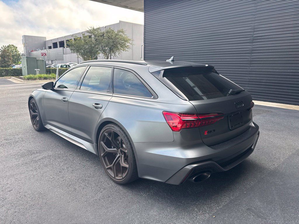 Used 2026 Audi RS 6 performance w/ Matte Carbon Package AWD/4WD image 3