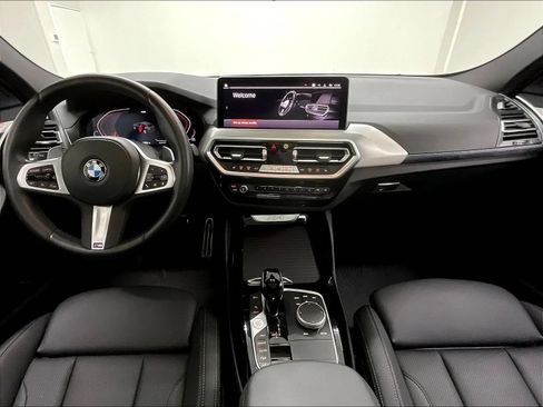 Used 2024 BMW X4 xDrive30i w/ M Sport Package AWD/4WD image 2