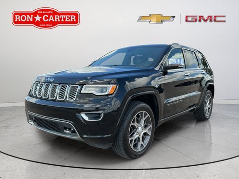 Used 2020 Jeep Grand Cherokee Overland AWD/4WD image 3
