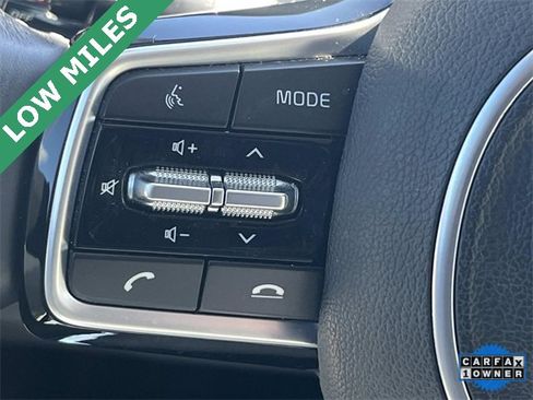 Used 2022 Kia Sorento EX w/ Panoramic Sunroof Package image 29