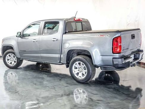 Used 2022 Chevrolet Colorado LT w/ LT Convenience Package AWD/4WD image 9