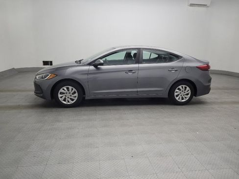 Used 2018 Hyundai Elantra SE FWD image 2