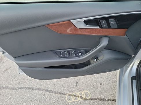 Used 2023 Audi A4 2.0T Premium w/ Convenience Package image 16