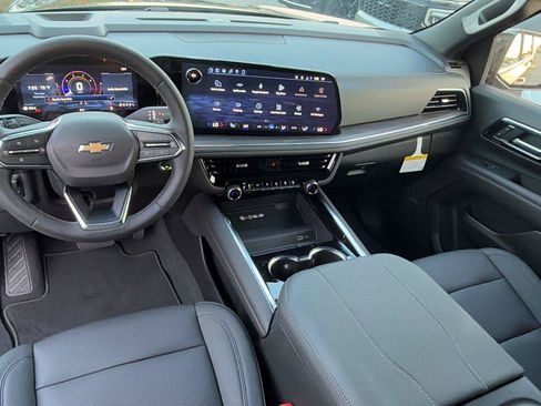 New 2026 Chevrolet Suburban LT w/ Comfort Package RWD image 20