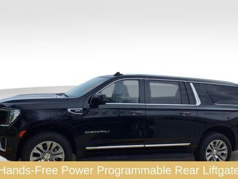 Used 2024 GMC Yukon XL Denali image 11