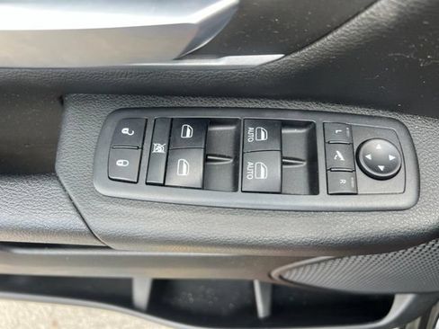 Used 2019 RAM 1500 Big Horn AWD/4WD image 16
