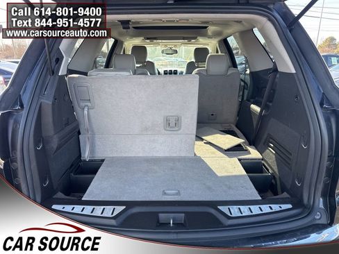 Used 2008 GMC Acadia SLT w/ Convenience Package image 30