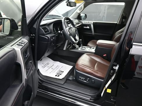 Used 2018 Toyota 4Runner Limited AWD/4WD image 15