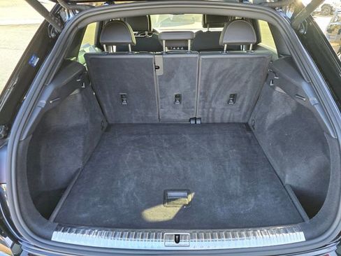 Used 2021 Audi Q3 2.0T Premium w/ Convenience Package image 9