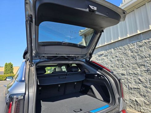 New 2026 Cadillac Optiq Luxury 2 AWD/4WD image 7