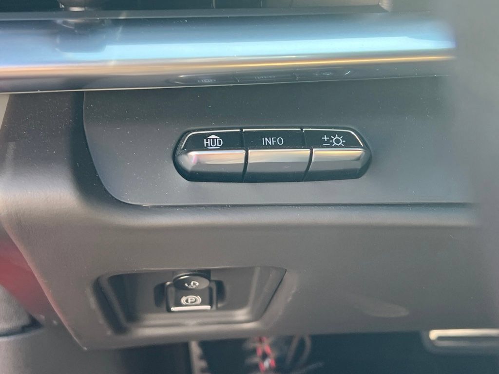 Used 2023 Chevrolet Corvette Stingray Premium Cpe w/ Battery Protection Package RWD image 21
