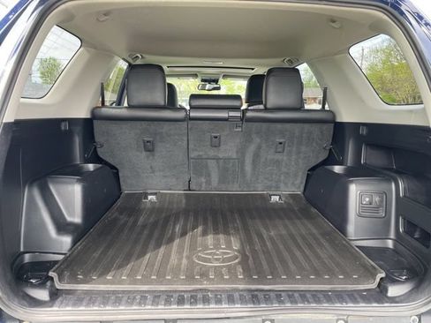 Used 2019 Toyota 4Runner TRD Off-Road Premium AWD/4WD image 13