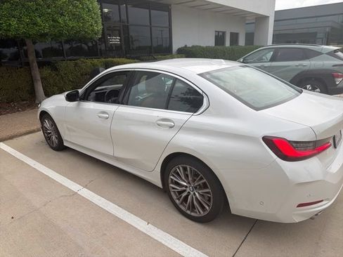 Used 2024 BMW 330i Sedan w/ Premium Package RWD image 5