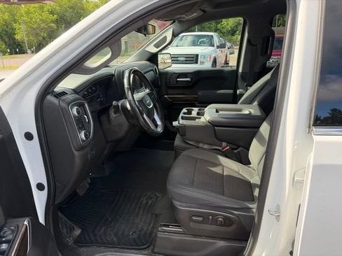 Used 2022 GMC Sierra 1500 SLE w/ X31 Off-Road Package AWD/4WD image 10
