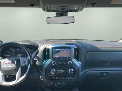 Used 2022 GMC Sierra 1500 SLT w/ SLT Premium Plus Package AWD/4WD image 9