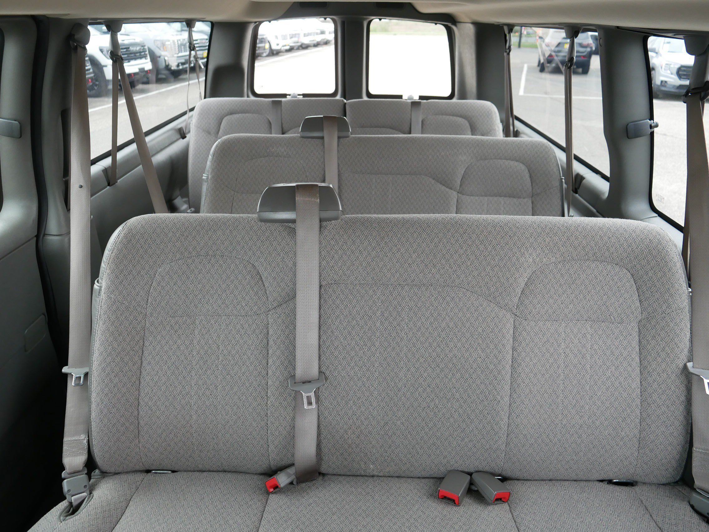 Used 2019 Chevrolet Express 3500 LT w/ LT Preferred Equipment Group RWD image 39
