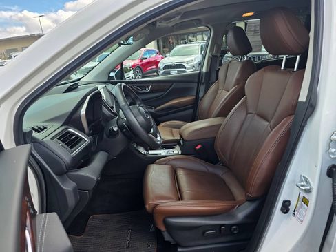 Used 2023 Subaru Ascent Touring AWD/4WD image 4