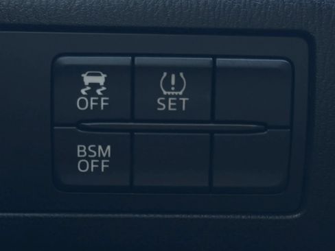Used 2016 MAZDA MAZDA3 i Touring w/ Popular Equipment Package FWD image 48