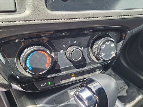 Used 2021 Honda HR-V Sport image 15