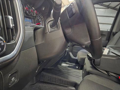 Used 2022 Chevrolet Silverado 2500 LT w/ Convenience Package image 43