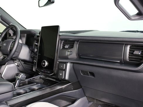 Used 2024 Ford F150 Lightning Platinum AWD/4WD image 22