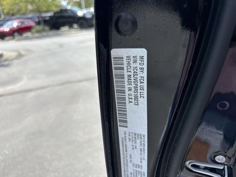 New 2024 Jeep Grand Wagoneer Series III w/ Flexible Seating Group image 17