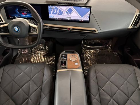 Used 2023 BMW iX M60 w/ Executive Package image 3