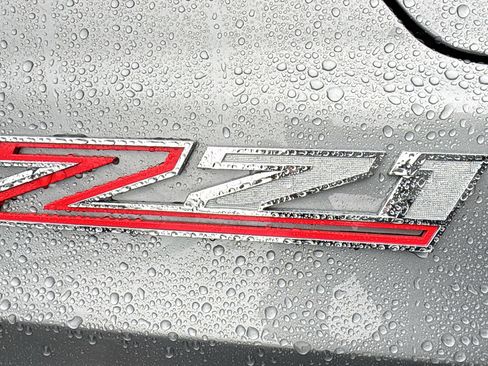 Used 2024 Chevrolet Tahoe Z71 w/ Luxury Package image 13