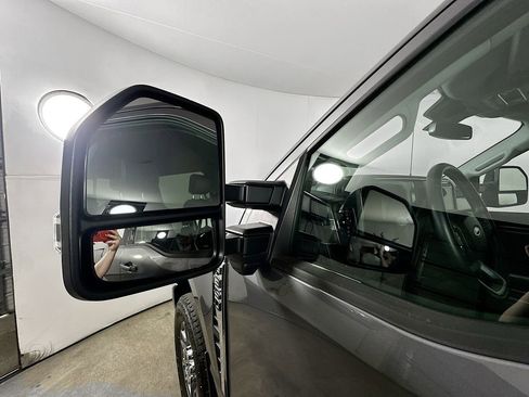 Used 2024 Ford F350 Lariat AWD/4WD image 39