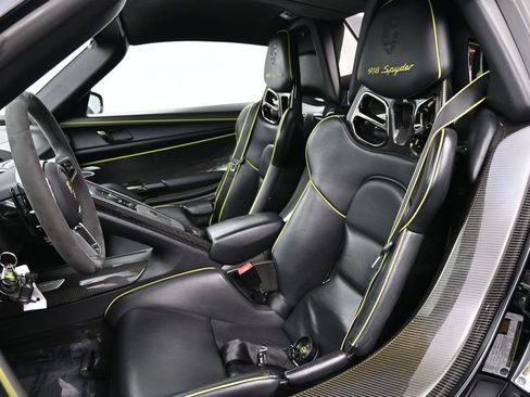 Used 2015 Porsche 918 Spyder AWD/4WD image 5