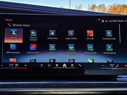 Used 2025 BMW 740i xDrive image 15