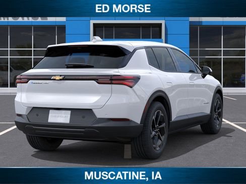 New 2026 Chevrolet Equinox EV LT image 4