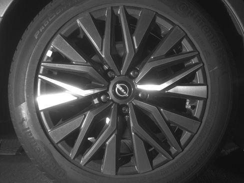 Used 2025 Nissan Altima 2.5 SV image 15