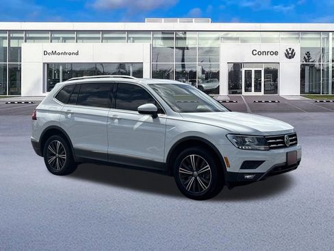 Used 2019 Volkswagen Tiguan SEL FWD image 3