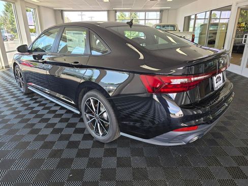 New 2026 Volkswagen Jetta GLI Autobahn FWD image 5