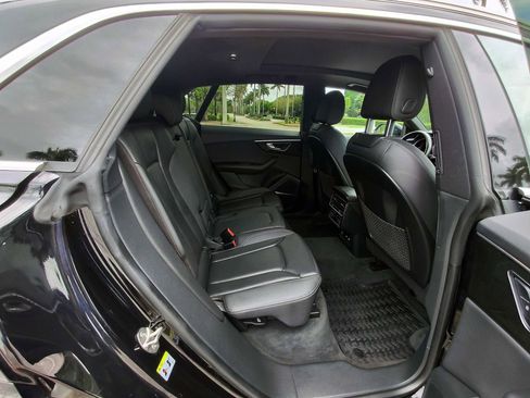 Used 2019 Audi Q8 Premium Plus AWD/4WD image 37