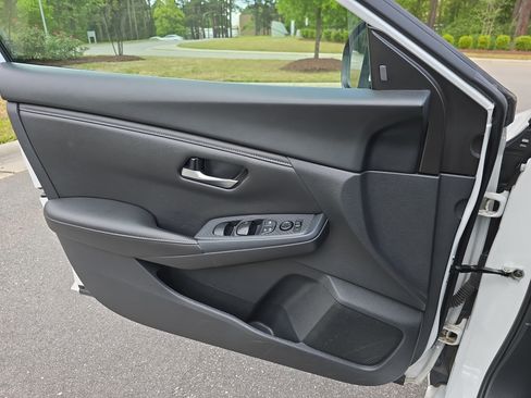 Used 2024 Nissan Sentra SV image 27