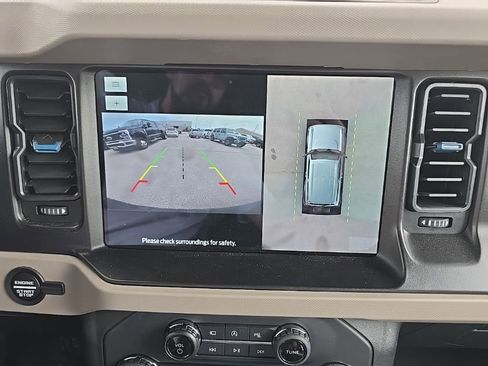 Used 2023 Ford Bronco Wildtrak AWD/4WD image 22