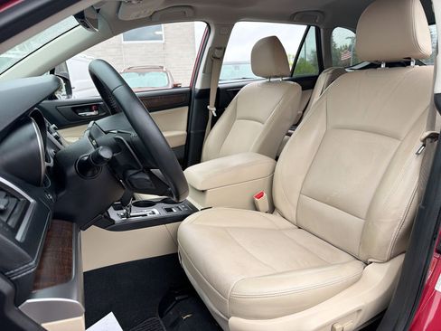 Used 2018 Subaru Outback 2.5i Limited AWD/4WD image 21