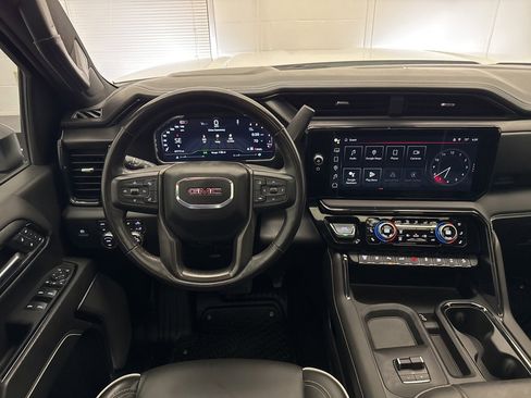Used 2024 GMC Sierra 2500 AT4X image 23