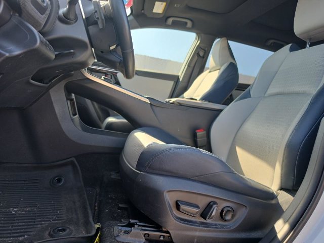Used 2023 Subaru Solterra AWD image 13