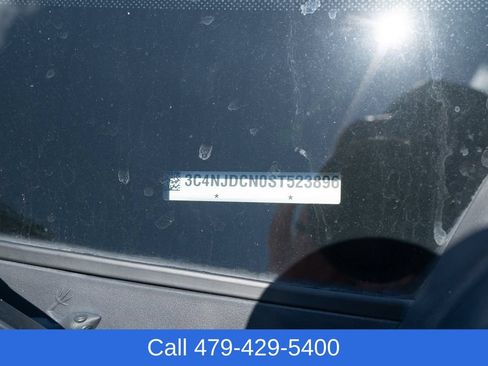 Used 2025 Jeep Compass Limited AWD/4WD image 10