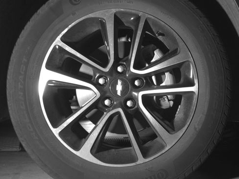 Used 2025 Chevrolet TrailBlazer LT w/ Driver Confidence Package image 13