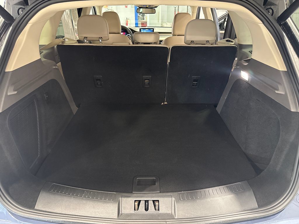 Used 2022 Lincoln Corsair FWD image 42