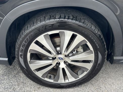 Used 2022 Subaru Ascent Limited image 13