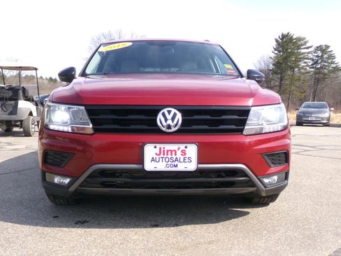 Used 2018 Volkswagen Tiguan SE image 9