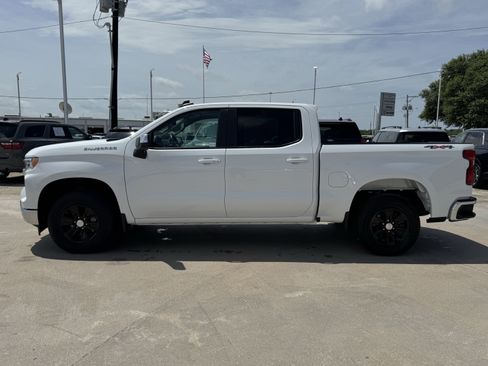 Used 2025 Chevrolet Silverado 1500 LT AWD/4WD image 7