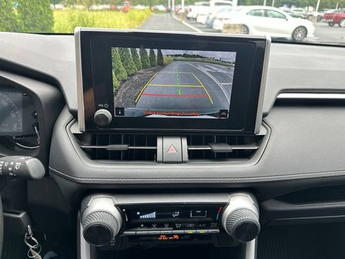 Used 2023 Toyota RAV4 LE FWD image 18