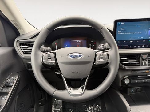 Used 2023 Ford Escape Active w/ Tech Pack #1 AWD/4WD image 13