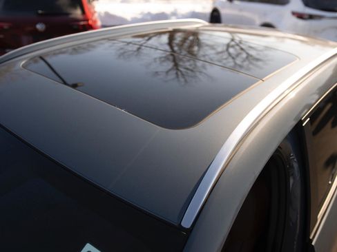 Used 2023 MAZDA CX-50 Meridian Edition w/ Apex Package image 26